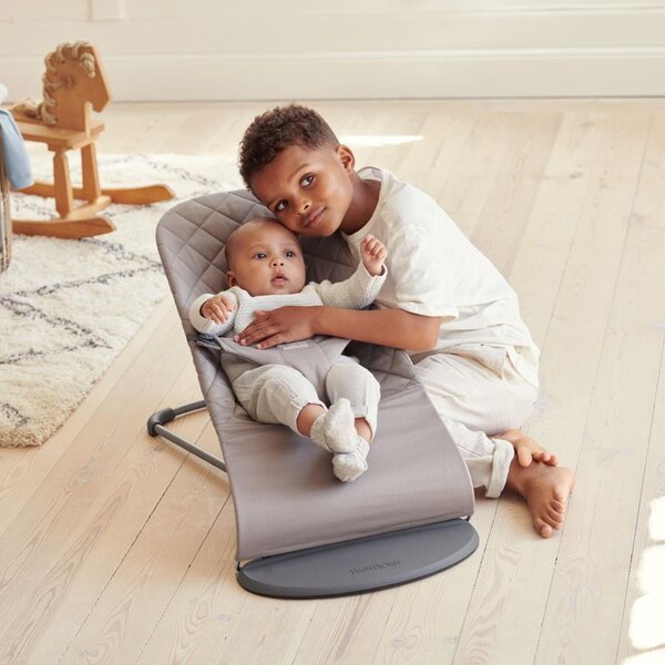 BabyBjörn Bliss lamamistool Wovven/Classic quilt, Sand Grey - BabyBjörn
