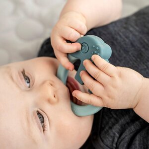 Done by Deer silikoonist närimisrõngas 2tk, Deer Friends Green - Mombella