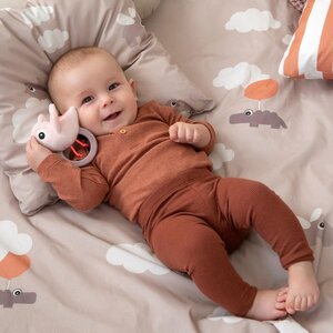 Done by Deer närimisrõngaga kõristi Birdee  - Fehn