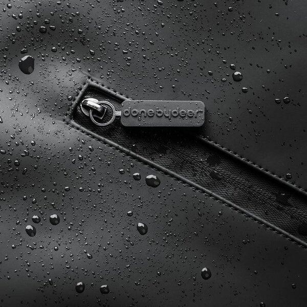 Done by Deer tarvikute kott Black  - Done by Deer