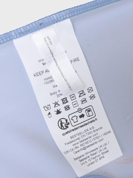 NAME IT UV-ujumistrikoo 3/4 Nmmzilo   - NAME IT