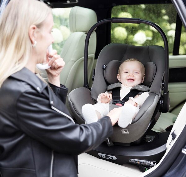 Joie I-Level Pro turvahäll 40-85cm, Signature Ebony koos isofix alusega - Joie