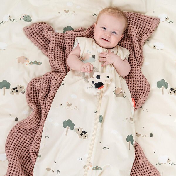 Done by Deer magamiskott TOG 1.0 Tiny farm 70 cm Sand - Done by Deer