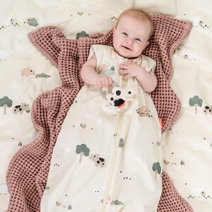 Done by Deer magamiskott TOG 1.0 Tiny farm 70 cm Sand - Done by Deer