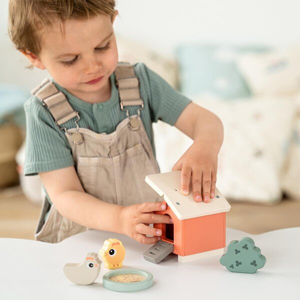 Done by Deer puidust mängukomplekt Tiny farm Clucky - Done by Deer