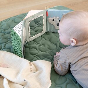 Done by Deer tegeluskuubik Tiny farm - Done by Deer