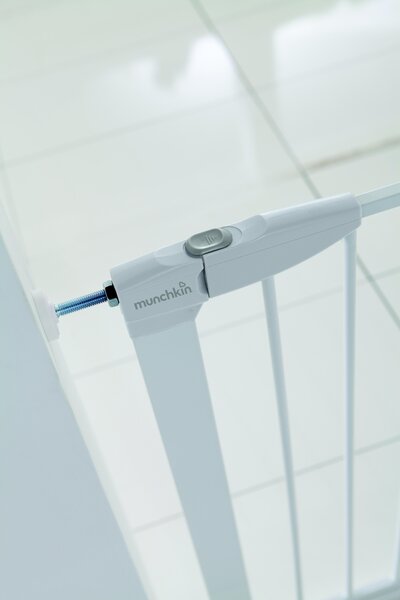 Munchkin Auto Close turvavärav 76-82cm - Munchkin